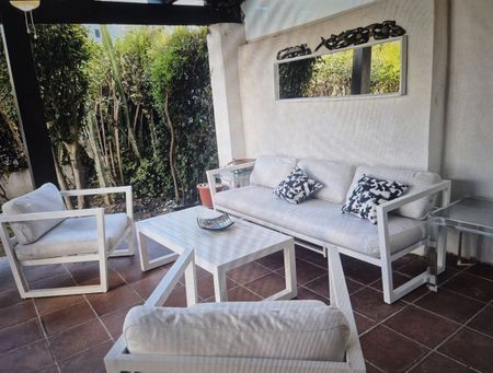 Apartment in Puerto Banús, Costa del Sol - Photo 2