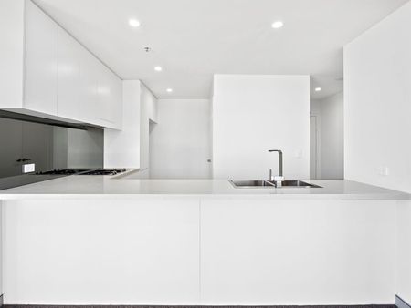 306/41 Crown Street, Wollongong NSW 2500 - Apartment For Rent | Domain - Photo 5