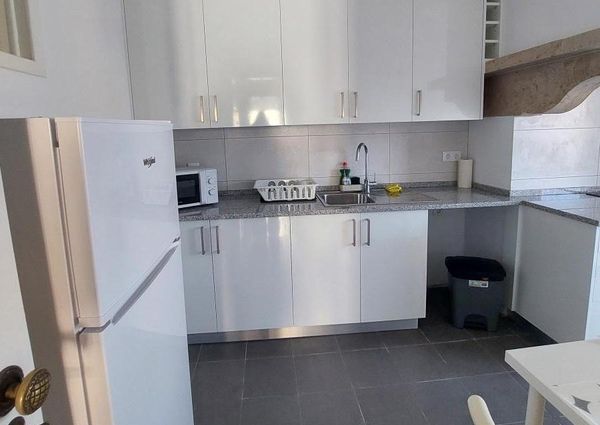 Quartos na Amadora frente a Estacao de Comboios