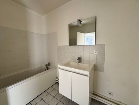 Location Appartement 2 Pièces 40 m² - Photo 5