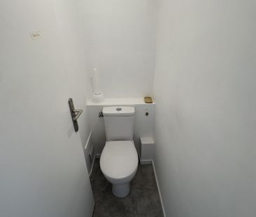 Location Appartement 1 pièce 14m² ROUBAIX 59100 - Photo 5