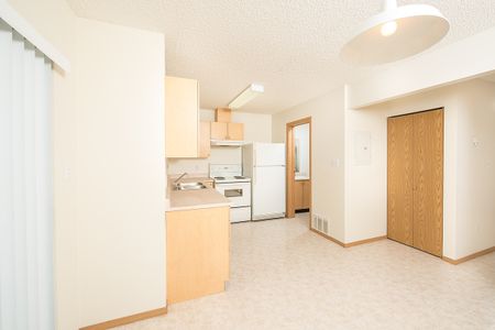 Grove Estates - Photo 2