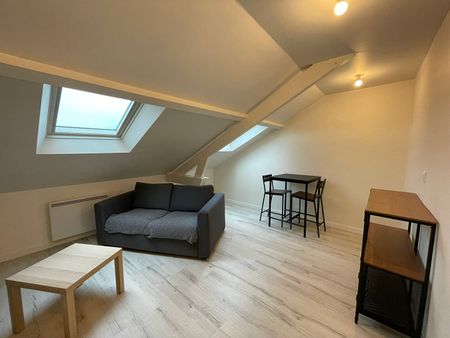 Location Appartement 3 pièces 40m² - Photo 2