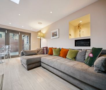 25A The Gatehouse - Photo 6