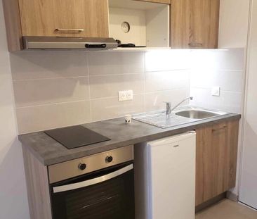 Location Appartement 2 pièces 40m² LA ROCHELLE 17000 - Photo 5