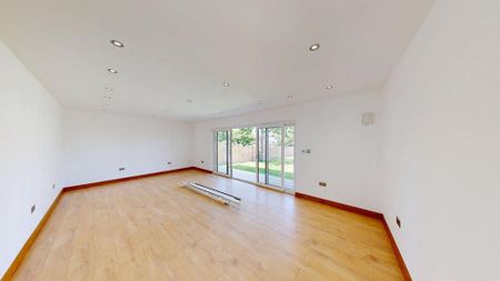 5 bedroom detached house to rent - Photo 5