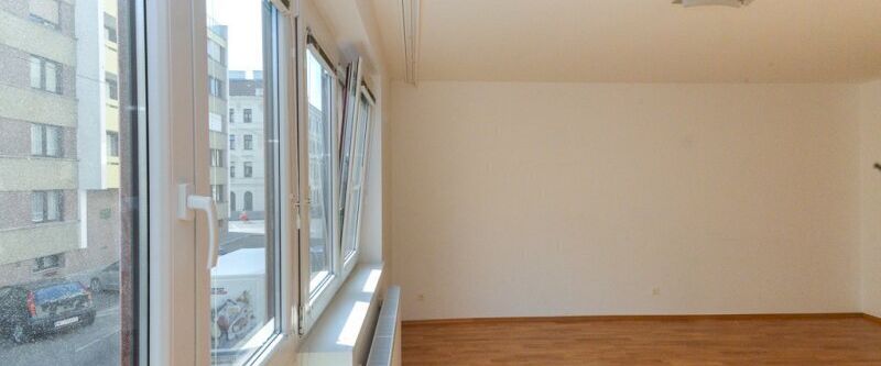 Großzügige Familienwohnung oder 3er WG Wohnung mit Balkon - Foto 1