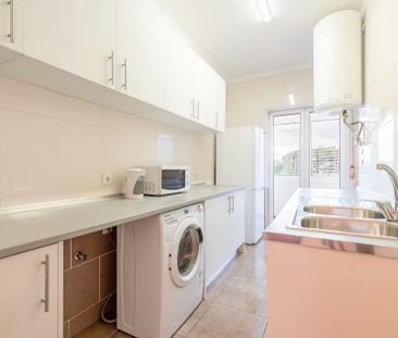 Alameda das Linhas de Torres, Lisbon, Lisbon 1750-140 - Photo 1