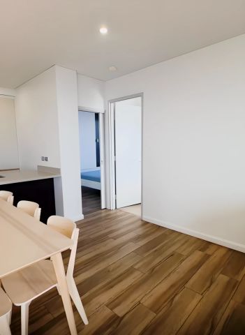 128 Banks Av, Sydney - Photo 5