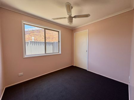 NEWLY RENOVATED - NEW KITCHEN - FRESH PAINT - NEW CARPET - Photo 3