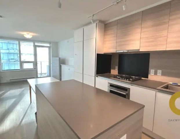 1 Bed 1 Bath at Riversky Tower 2 in New West | 988 Quayside Drive, New Westminster - Photo 1