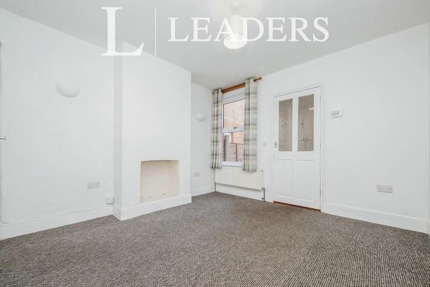 2 bedroom house to rent - Photo 1