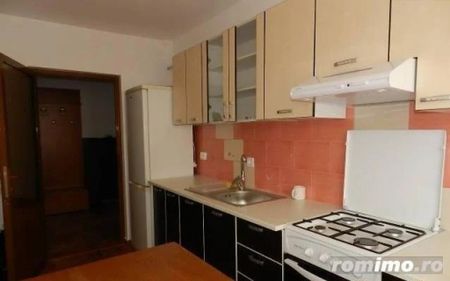 2 camere in zona Fabric - Photo 4