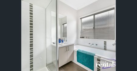 Spacious & Stylish Family Living in Casiana Grove Estate - Photo 5