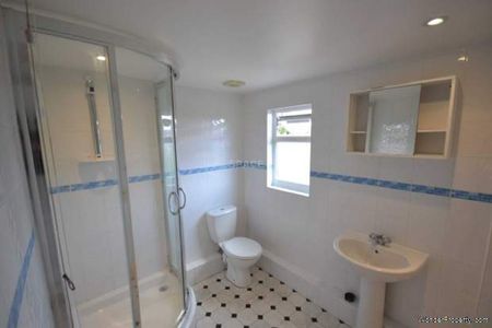 1 bedroom property to rent in Reading - Photo 4