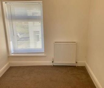 3 bedroom property to rent - Photo 2
