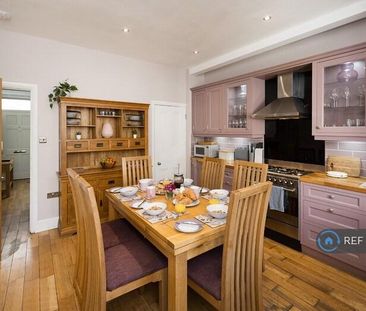 3 bedroom terraced house to rent - Photo 6