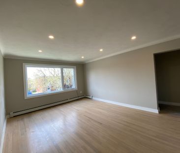 For Lease - 695 Morgan Street Unit# Unit 5, Vanier and Kingsview Pa... - Photo 2