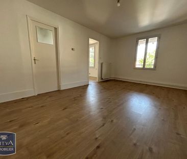 Location Appartement 2 pièces 53m² CRECHES SUR SAONE 71680 - Photo 1