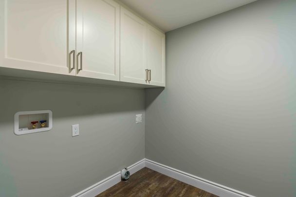 For Lease - 149B Sienna Avenue, Belleville, Ontario - Photo 1