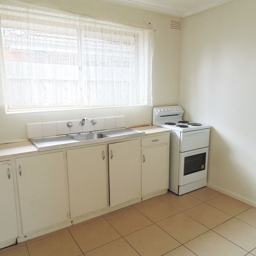 Neat 1 Bedroom Unit. - Photo 1