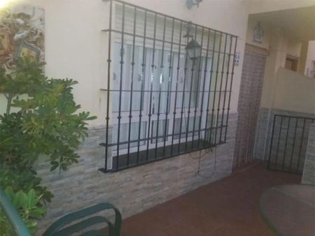 Piso de alquiler en Avenida de Juan Pablo II, 44, San Francisco Javier - Photo 2