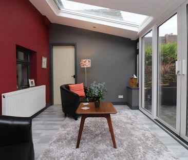 2 bedroom House To Let - Photo 3