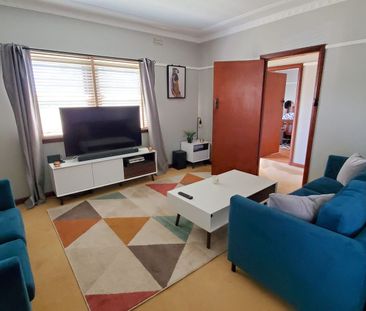 A lovely home close to town - Photo 2