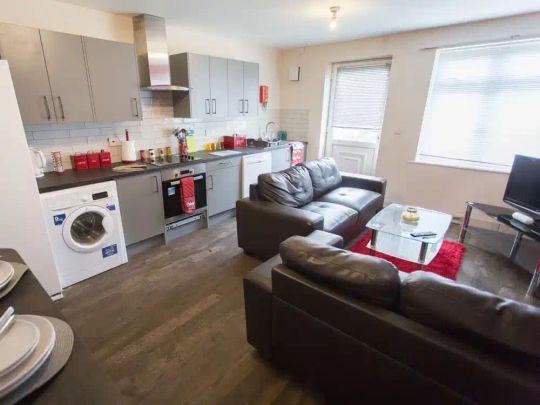 Ensuite Rooms (Mezzanine) - Photo 1