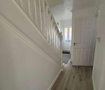 Battery Road, London, SE28 - Photo 6