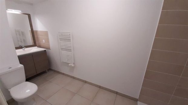 location Appartement T2 DE 46.32m² À BLAGNAC - Photo 1