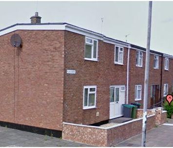 4 bedroom terraced house to rent - Photo 6