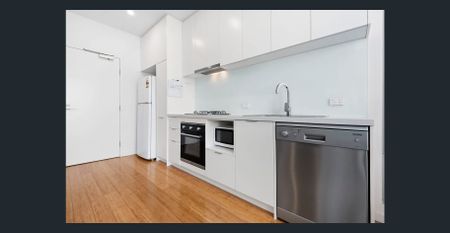 Spacious & Bright with Two Balconies - Photo 4