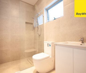 NEAR NEW STYLISH THREE BEDROOM GRANNY FLAT - Photo 5