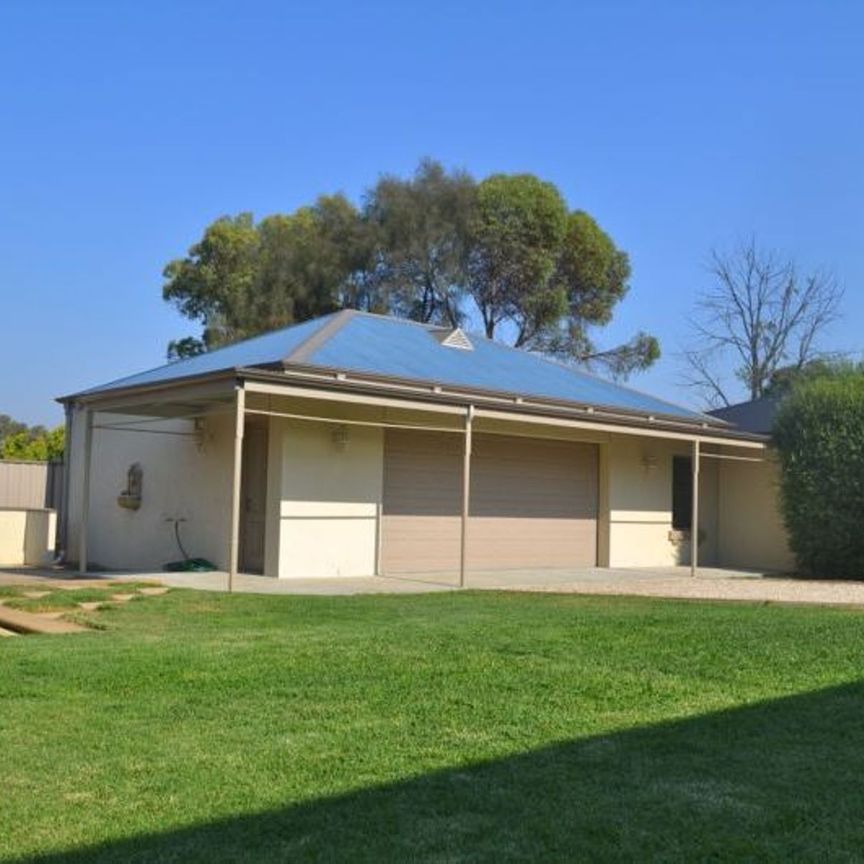 84 Sternberg Street, 3550, Bendigo Vic - Photo 1