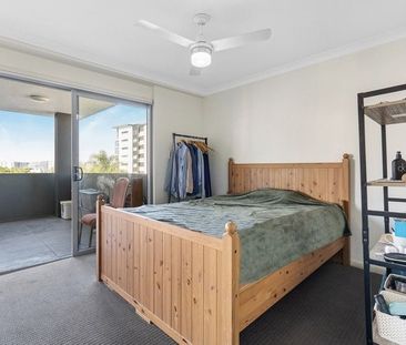 Modern 2-Bedroom Unit in Prime Location, Close to PA Hospital & Bri... - Photo 2