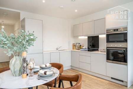 2 bedroom flat to rent - Photo 5