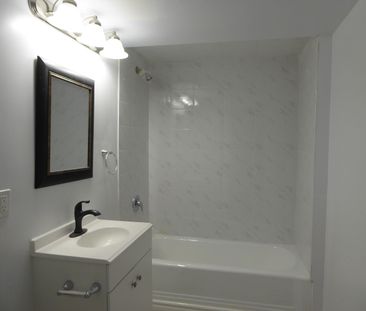 For Lease - 70 Mill Street Unit# 10, Halton Hills, Ontario - Photo 2