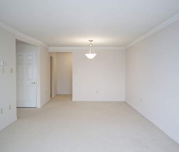 Country Hill Place - Photo 1
