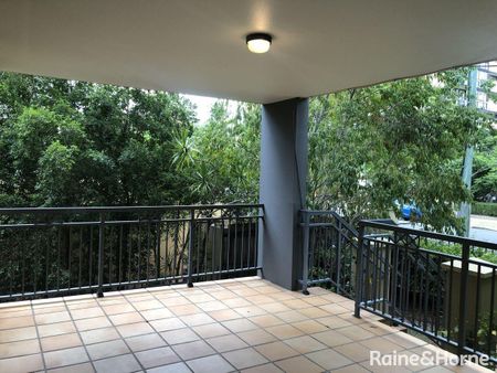 40/300 Sir Fred Schonell Drive, St Lucia, QLD 4067 - Photo 5