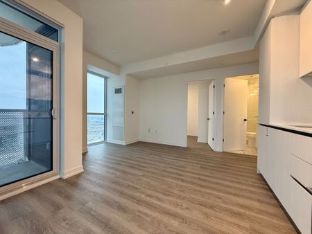 For Lease - 8 Interchange Way Unit# 2909, Vaughan, Ontario - Photo 4