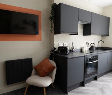 Studio to rent - Photo 1