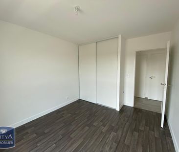 Location Appartement 4 pièces 77m² POITIERS 86000 - Photo 3