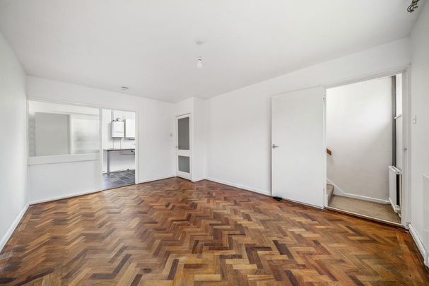 2 bedroom maisonette to rent - Photo 1