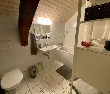 Exclusivity – Magnificent 5 Bright Rooms at Les Grottes – Lease Tra... - Foto 4