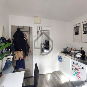 STUDIO DE 13 M² MEUBLE - Photo 2