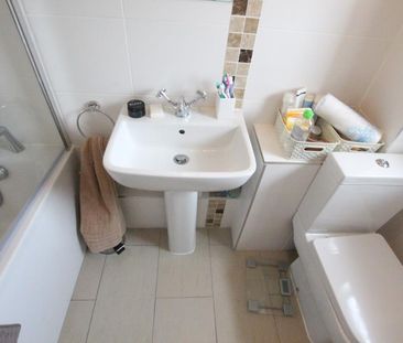 Courtenay Mews, Woking - 1 bedroomProperty for lettings - Seymours - Photo 4