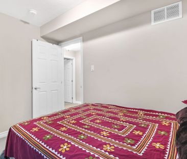 For Lease - 565 Ozawa Private, Manor Park - Cardinal Glen and Area,... - Photo 4