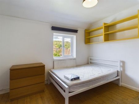 7 bedroom semi-detached house to rent - Photo 2