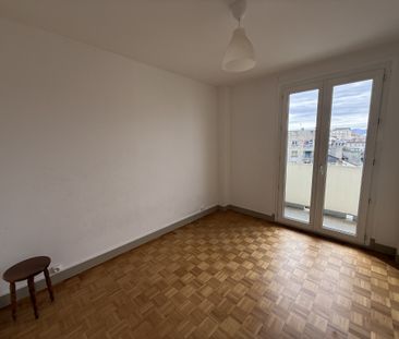 Location Appartement 3 pièces 69m² TARBES 65000 - Photo 3